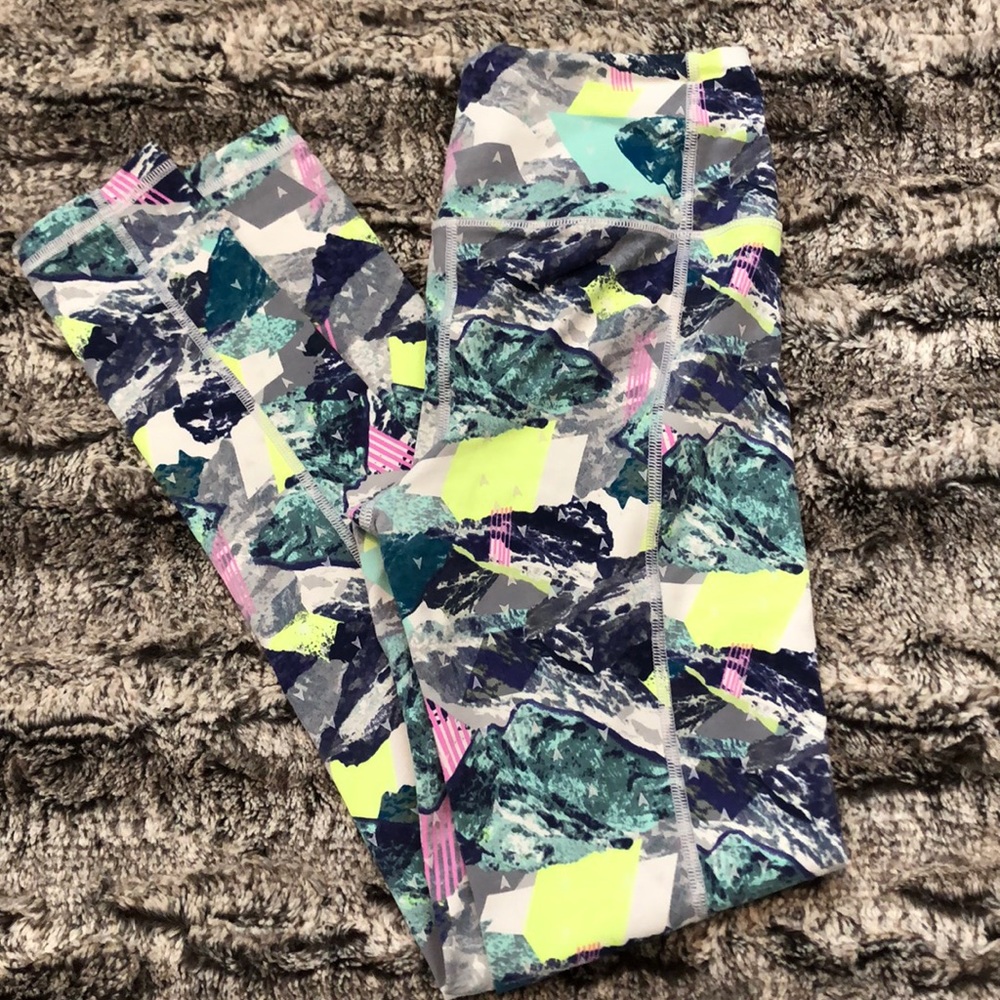 VSX Victoria’s Secret Sz Sm GLOW IN THE DARK